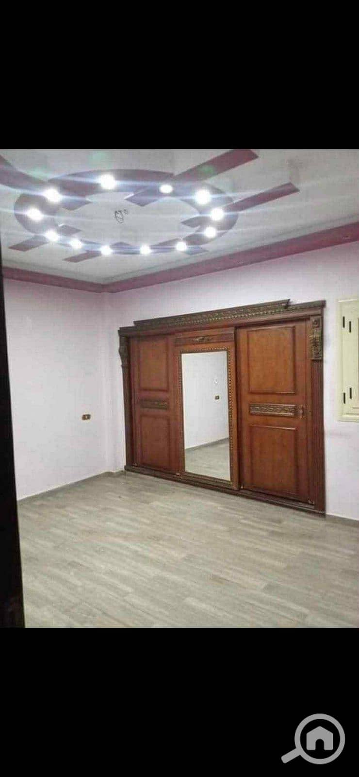 **150m apartment for sale in Misr for Reconstruction buildings | Top floor | Super Lux finishing and parquet floors | 2 bedrooms and 2 bathrooms, one of them master | Reception - Więcej