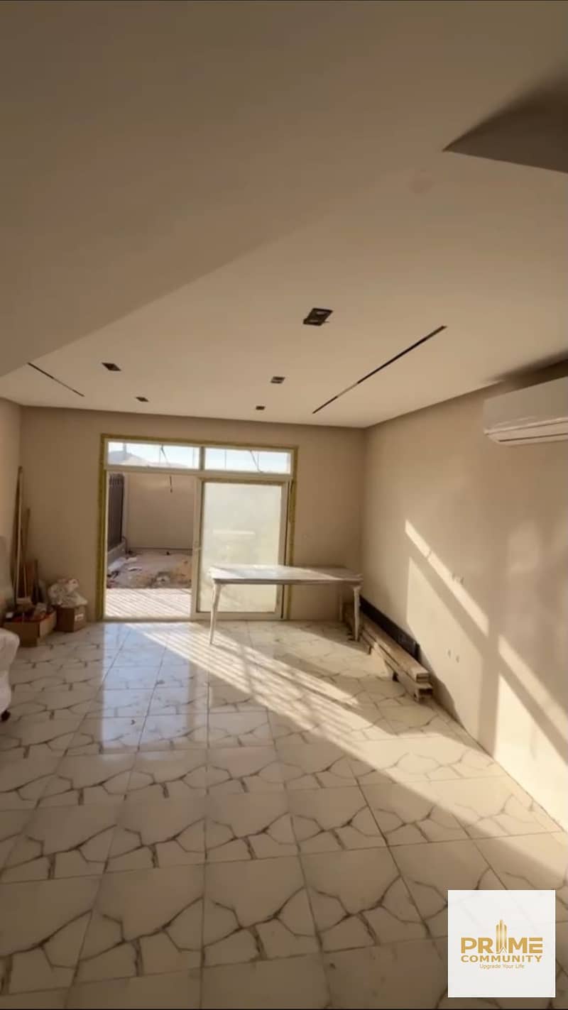 For a distinctive living experience and a bargain price: a first-time occupancy townhouse for rent, semi-furnished, in Neom Compound, next to Mountain - Ansicht 6