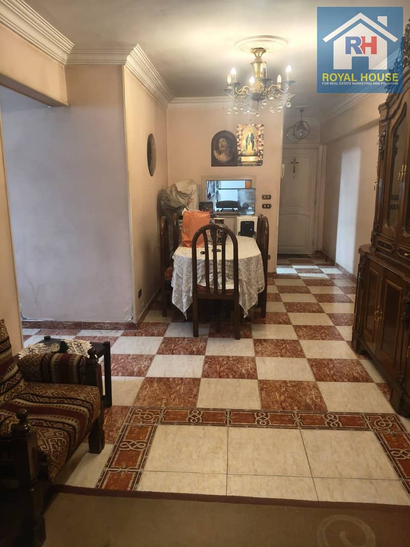 Apartment for sale, 120 sq m, on Mohamed Abdel Khalek Street, off Selim El Awal Street, near Ibn Khaldoun School, El Naam, close to El Helmiya Square. - Widok 2