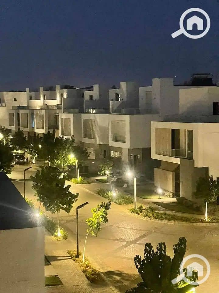 Luxury 5-room apartment at a special price in front of New Giza in the Joulz Compound, near Al Khamael and Hyper One, Sheikh Zayed, with installments - Widok 2