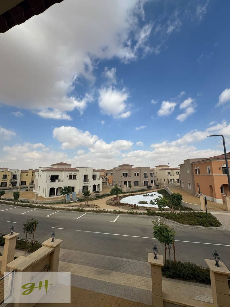 Delivered Twin House For Sale in City Gate Diar Qatari New Cairo - Więcej