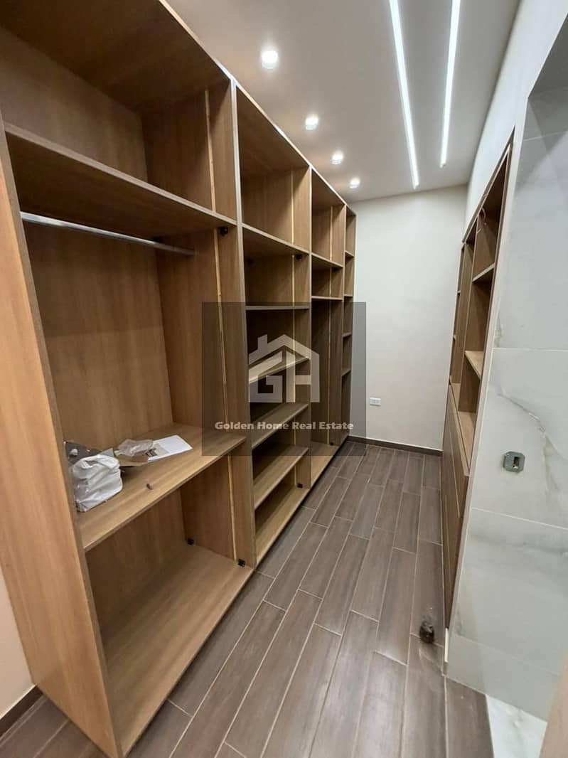 Air-conditioned studio for rent with dressing, land view at Elkhmayel Compound - Sheikh Zayed - Widok 4