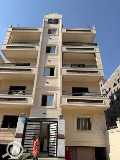 3 Bedroom Apartment for Sale in Hadayek October, Giza - IMG_0971. jpeg 3 Bedroom Apartment for Sale in Hadayek October, Giza - IMG_0971. jpeg