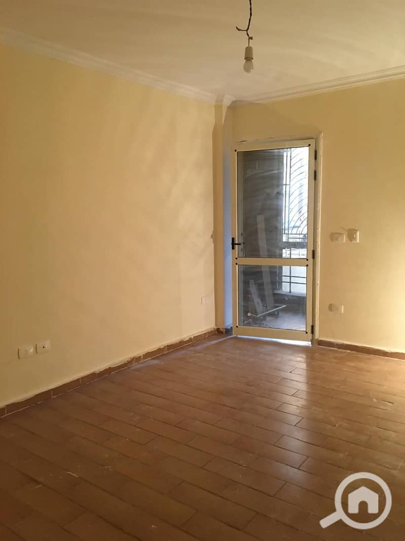 For sale in the Dar Masr compound next to Al Rehab, ground floor 130m - Widok 2