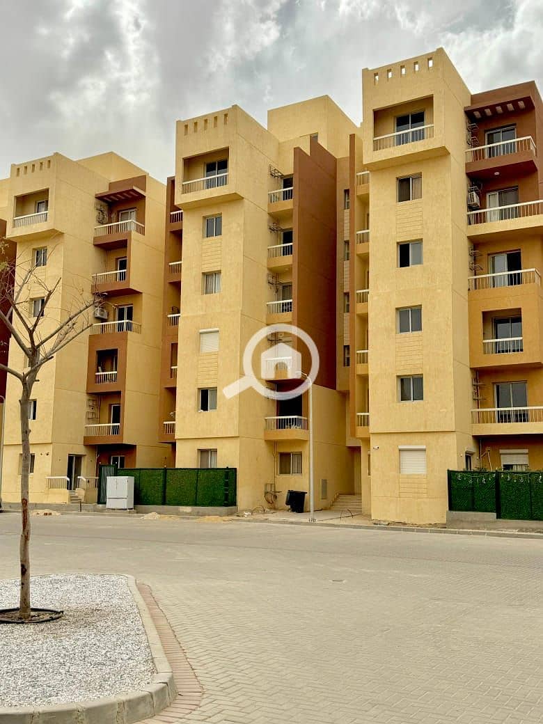 Own a ready-to-move-in ground-floor apartment with a garden in the heart of October Gardens (Zewail area). - Widok 2