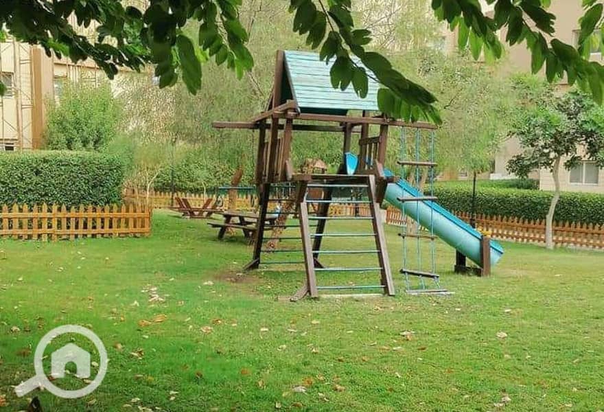 Own a ready-to-move-in ground-floor apartment with a garden in the heart of October Gardens (Zewail area). - Widok 5