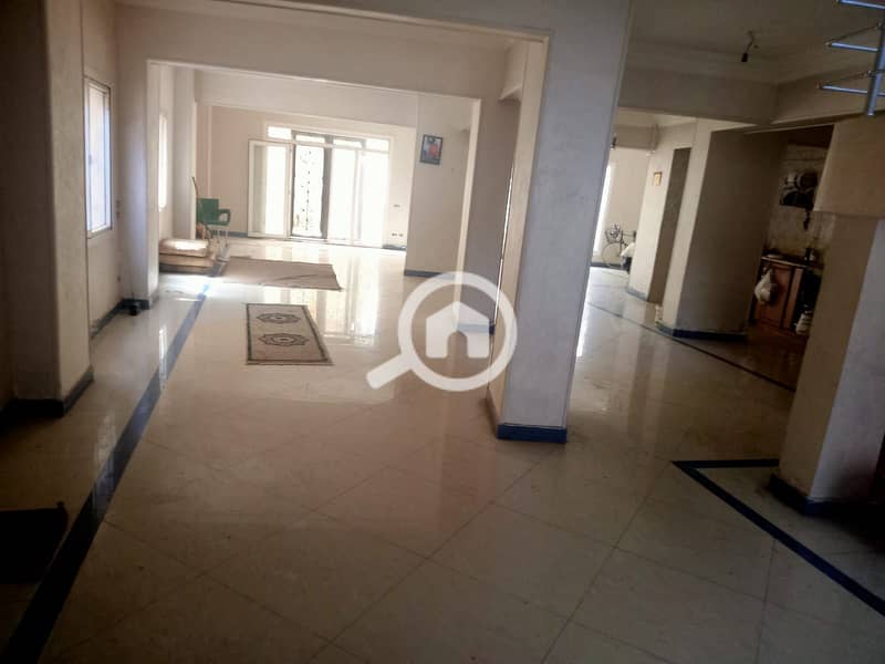 For Sale in the 8th District, Sheikh Zayed Duplex for sale in the 8th District, first block Prime location and view Duplex with an area of 320 squar - Vaade 3