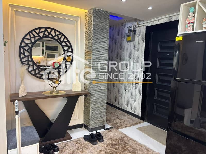 Luxury beachfront apartment for sale - Więcej