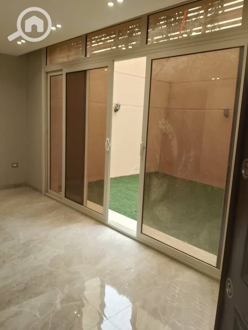 Basement for Rent – West Golf – Fifth Settlement, New Cairo Ultra Super Lux finishing Area: 200 sqm - Bild 2