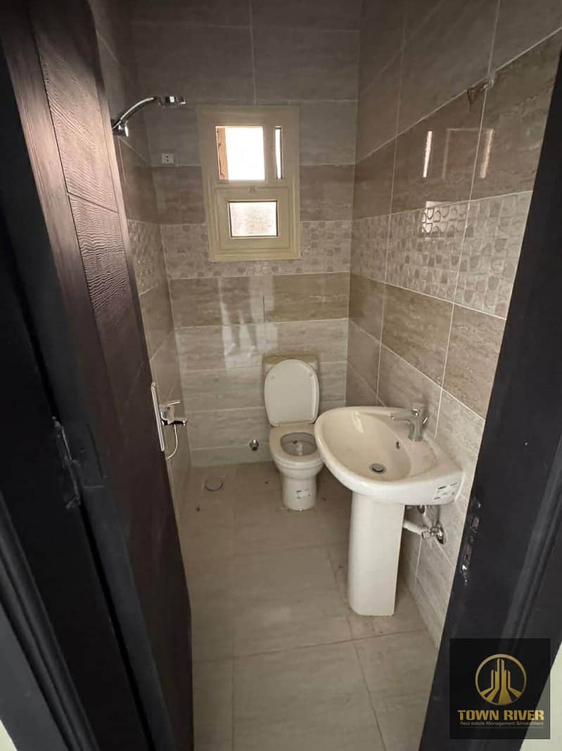 Enjoy summer all year round at a special price in Ain Sokhna! Chalet for sale in the best village with all services: La Sirena Palm Beach Ain Sokhna. . - Więcej