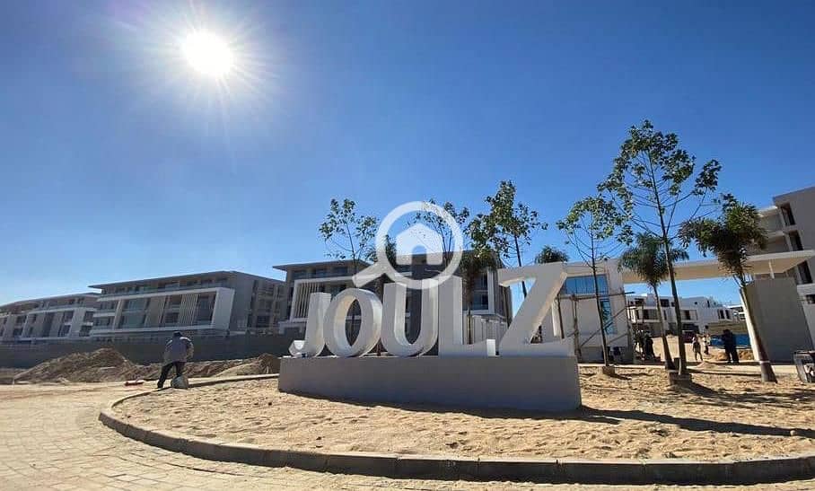 For sale: Townhouse 330m² in Joulz Compound, Sheikh Zayed, direct view of the lake, immediate delivery . – pohled 2