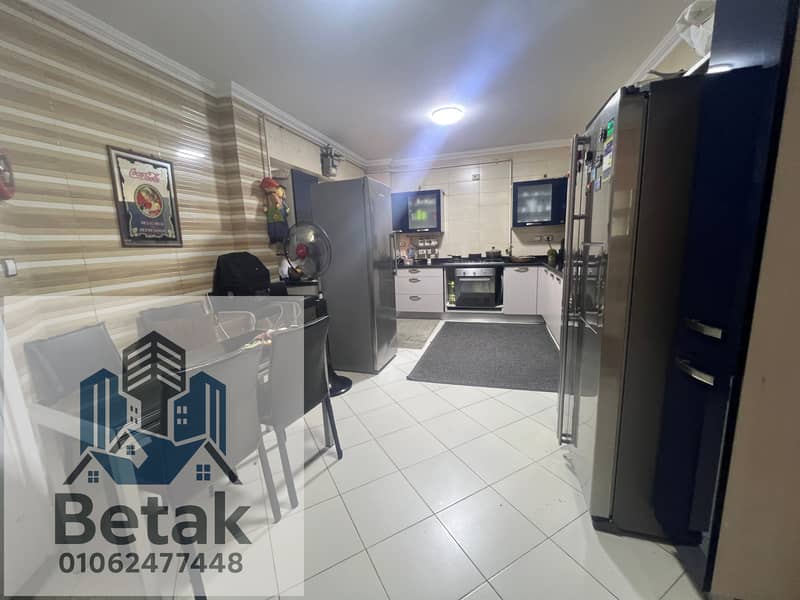 For sale: 203 sqm in Anthonyadas City compound, in front of Lord and Al-Fursan, with an open view of Anthonyadas City, Smouha. - Więcej