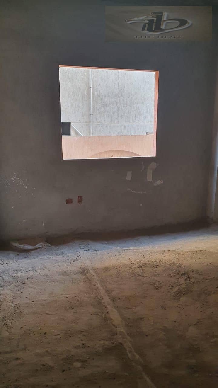 Apartment for Sale Directly from the Owner – New Lotus | Fifth Settlement A unique opportunity to own an elevated ground-floor apartment with a privat - Widok 2