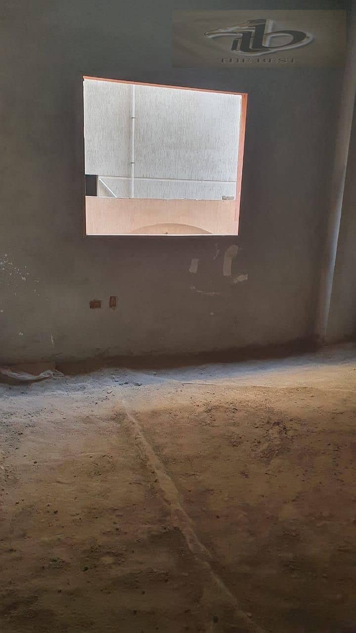 Apartment for Sale Directly from the Owner – New Lotus | Fifth Settlement A unique opportunity to own an elevated ground-floor apartment with a privat - Więcej