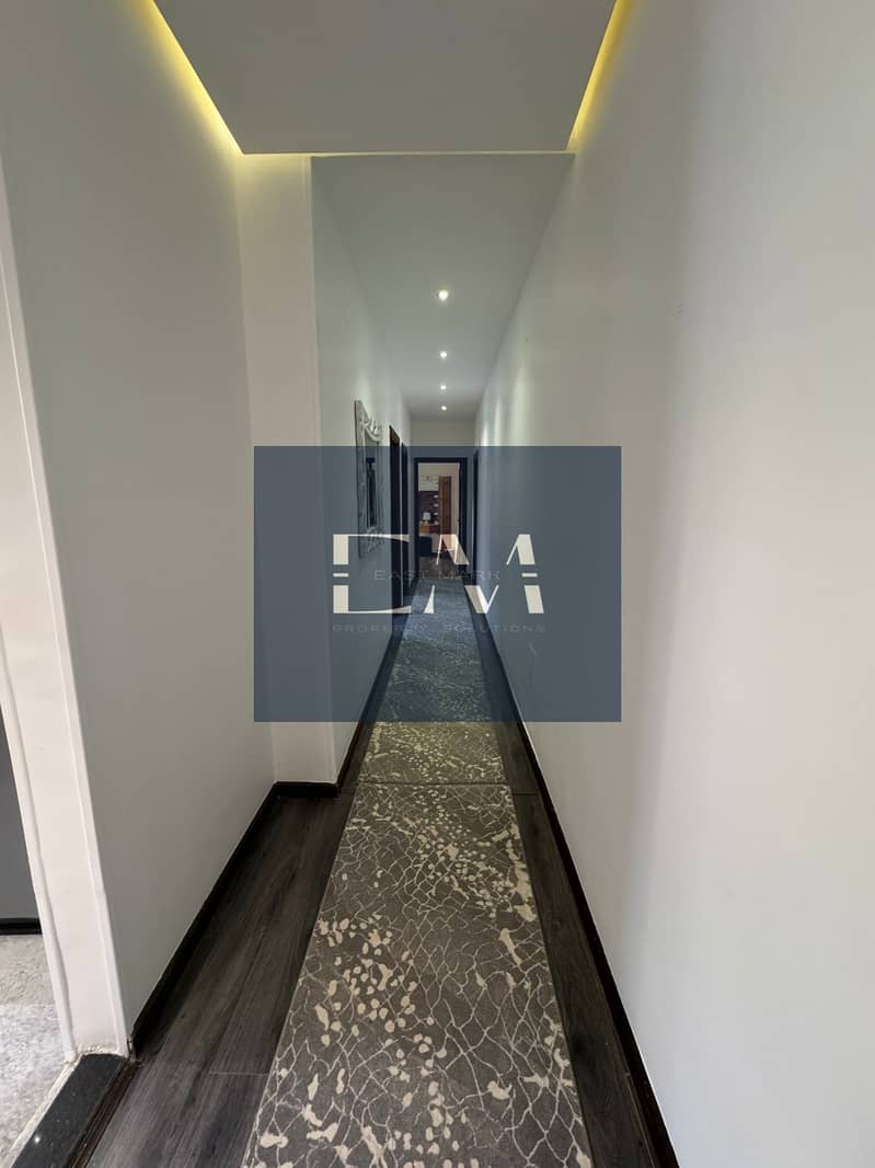 Apartment for Rent with Elegant Furnishings - Więcej