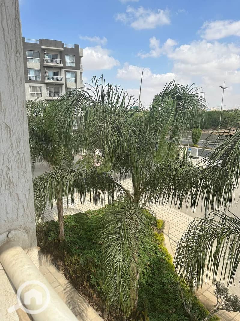 Apartment for Rent (Old Rent Law) in Madinaty, B12 – Group 123, Near Services. - Widok 3