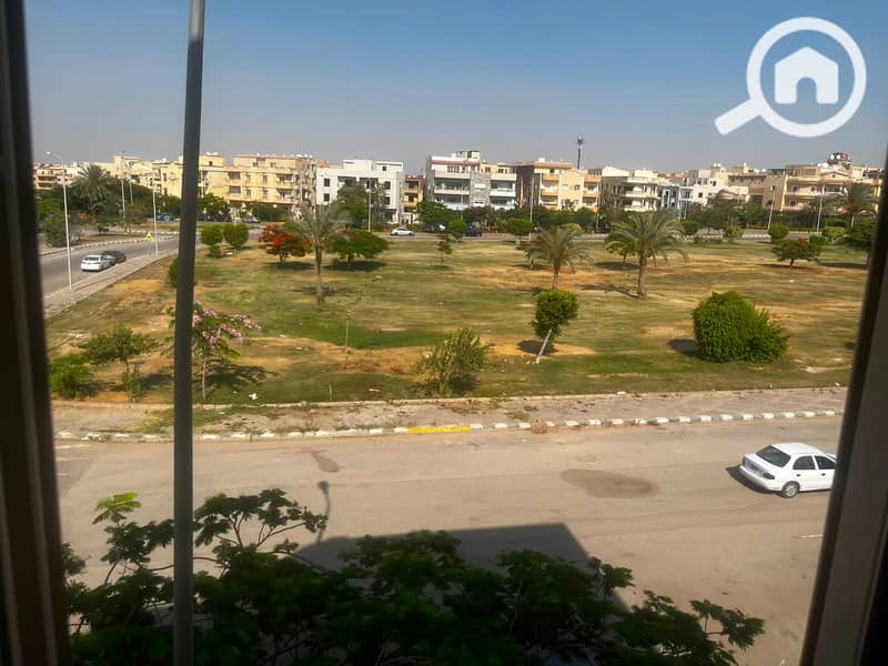 Luxury 200 SQM Apartment for Sale in Banafseg, New Cairo | 3 Bedrooms Including Master Suite, Large Reception, Garden View & Ultra Super Lux Finishing - Widok 3