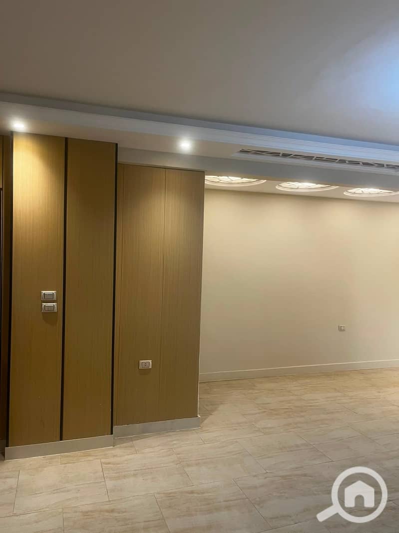 Luxury 200 SQM Apartment for Sale in Banafseg, New Cairo | 3 Bedrooms Including Master Suite, Large Reception, Garden View & Ultra Super Lux Finishing - Widok 6