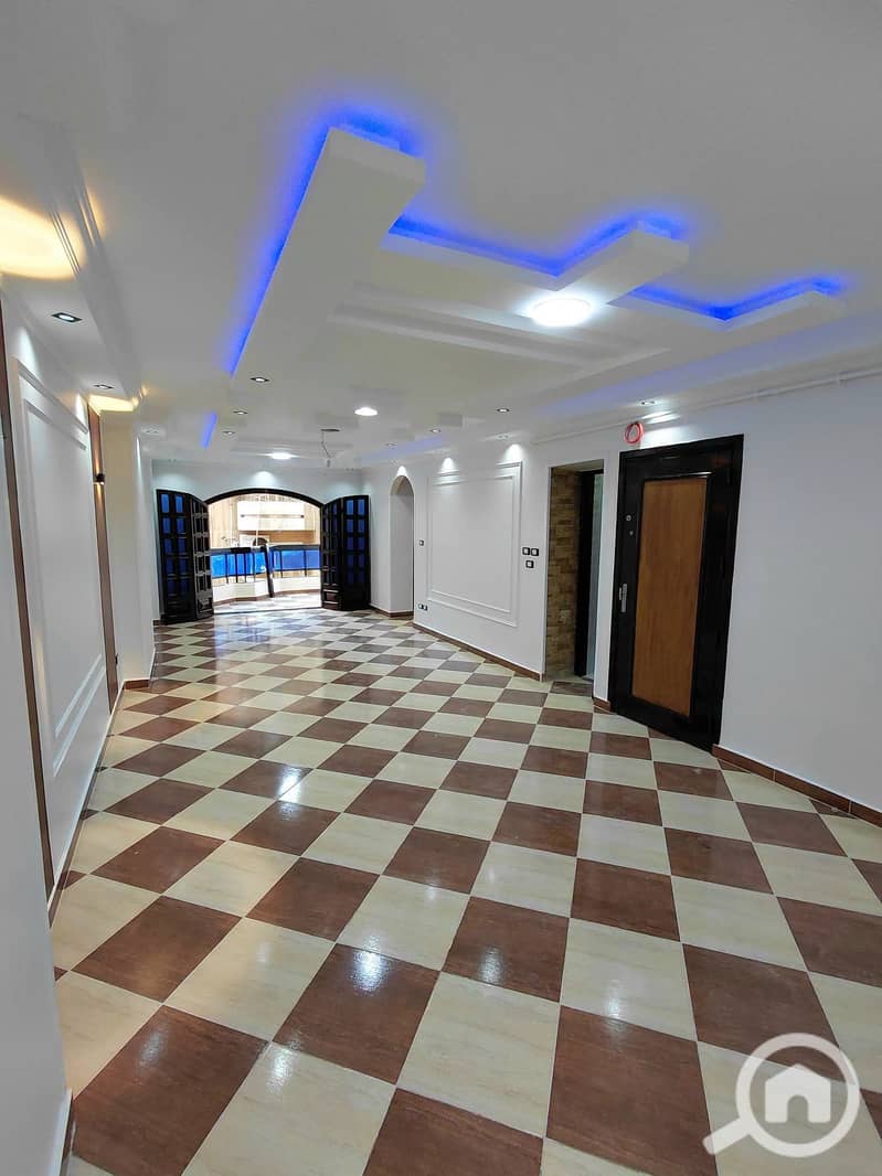 Apartment for sale in Miami, Main Tower 45, 150 meters, 8th floor, asking price 5 million and 100 thousand - Aanzicht 2
