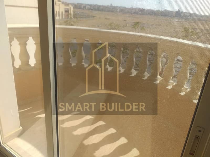 Apartment for rent in Yasmeen Villas 4, first floor with elevator, freshly finished, first occupancy, area 200 sqm, 3 bedrooms and 2 bathrooms, including a master, in a prime location next to services. - Vista 6