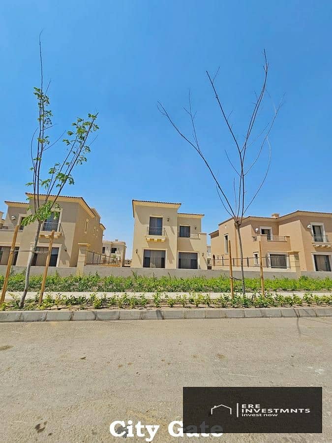 Villa Twin house | Ready to move | With Best location, Special land area in City Gate New Cairo - Aanzicht 6