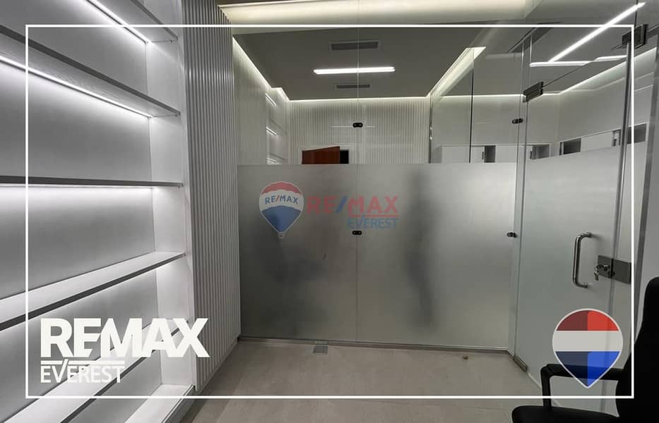 Administrative Office for Rent in El Karma Mall – Sheikh Zayed - Więcej