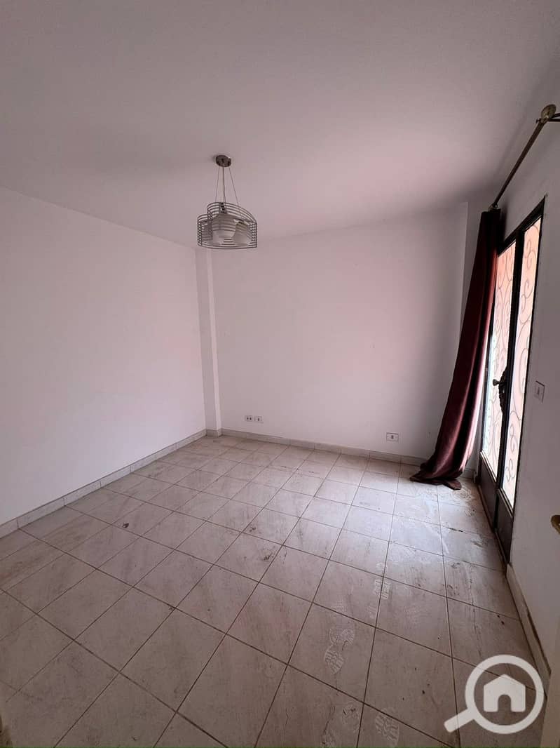 Apartment for sale garden view ready to move in Prime location near the club 74 sqm two bedrooms in Al Rehab 1 - Phase 2 - New Cairo - Widok 4