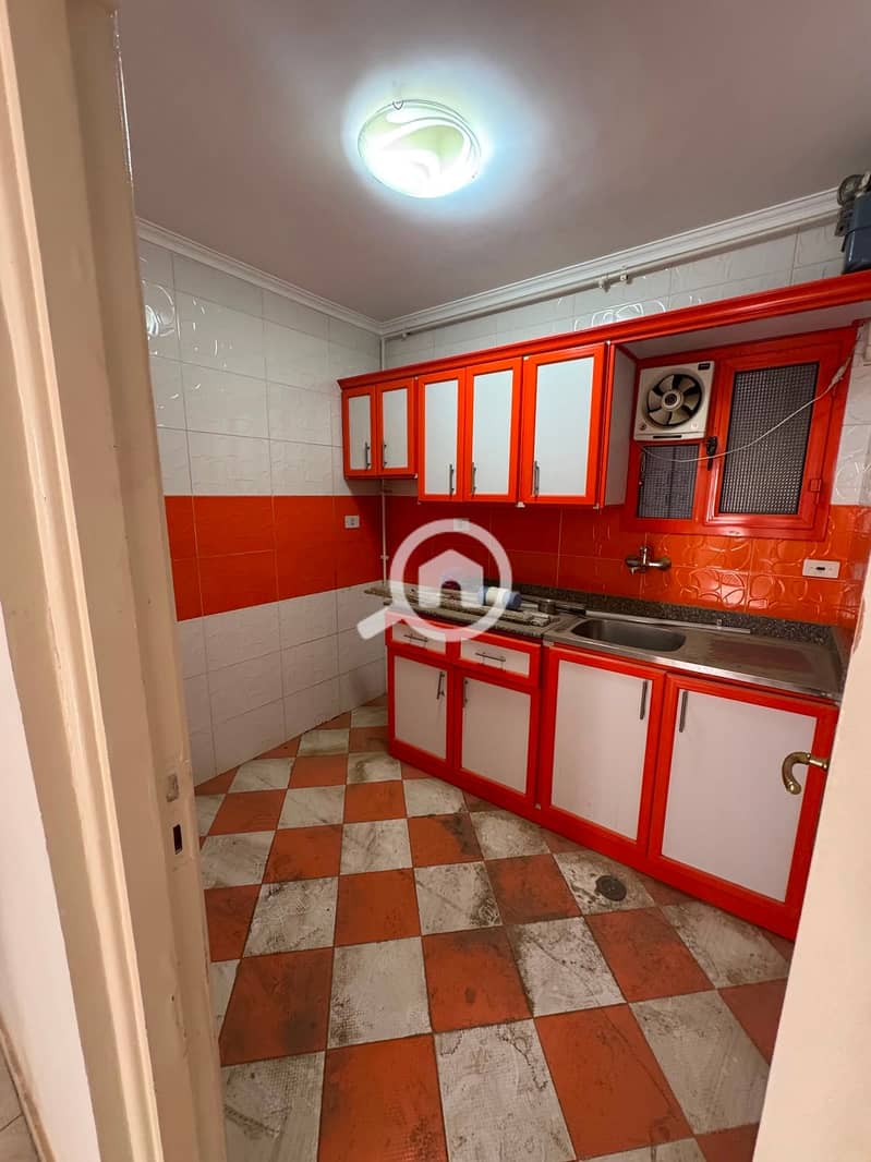 Apartment for sale garden view ready to move in Prime location near the club 74 sqm two bedrooms in Al Rehab 1 - Phase 2 - New Cairo - Widok 5