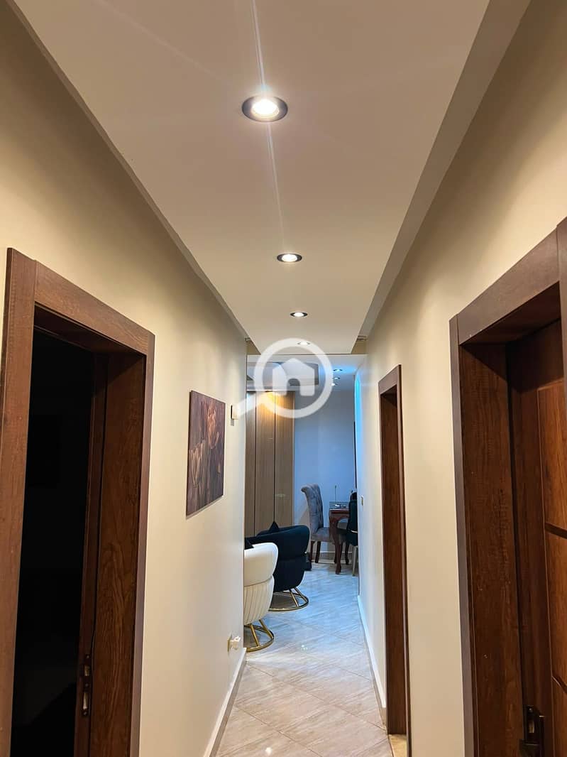 For sale, an apartment in Dar Misr Compound, Al-Qornfol, near Al-Rehab, the Eastern Market, the Attorney General's Office, and Cairo Security Directorate. - Więcej