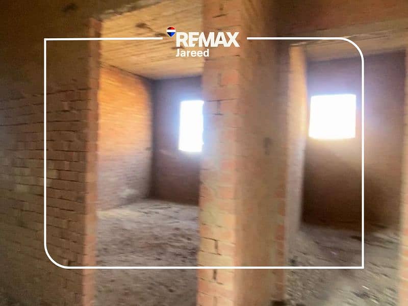 Roof Apartment for Sale in Sheikh Zayed, 11th District | Full North Facing & Open View - Widok 4