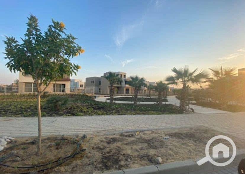Fully Finished Corner Townhouse with Private Pool for Sale in Palm Hills – Ready to Move – pohled 5