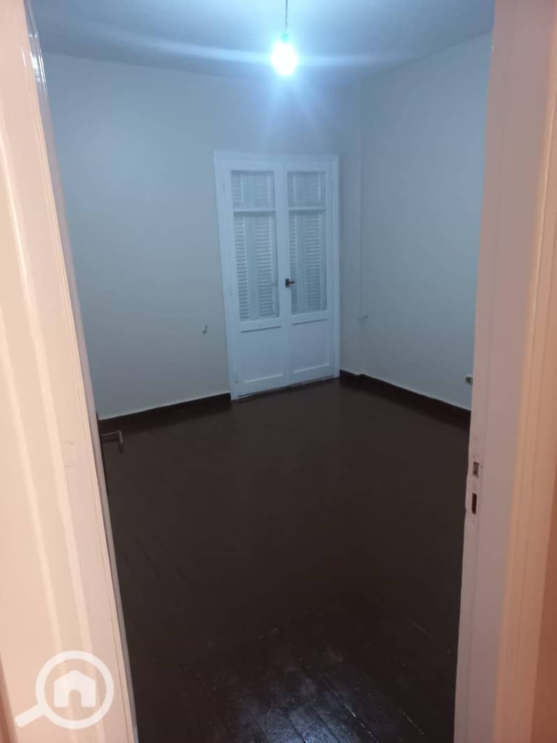 Apartment for rent in Stanley, located on the second floor (stairs required). Asking price: 20,000. To contact us, call 01031837709. - Ansicht 4