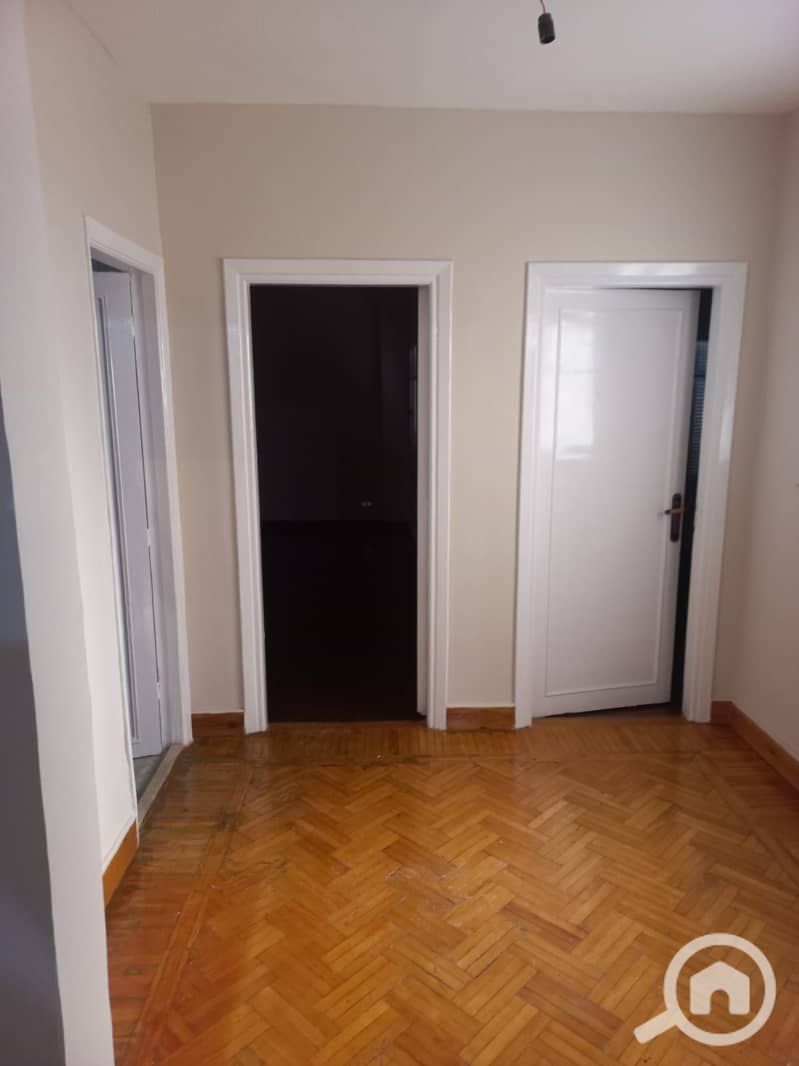 Apartment for rent in Stanley, located on the second floor (stairs required). Asking price: 20,000. To contact us, call 01031837709. - Ansicht 5