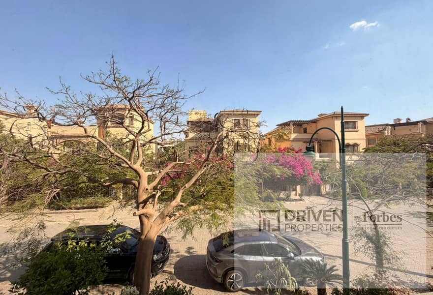 Twin House Super Lux for Sale in Dara Gardens Compound 6th of October - Widok 5