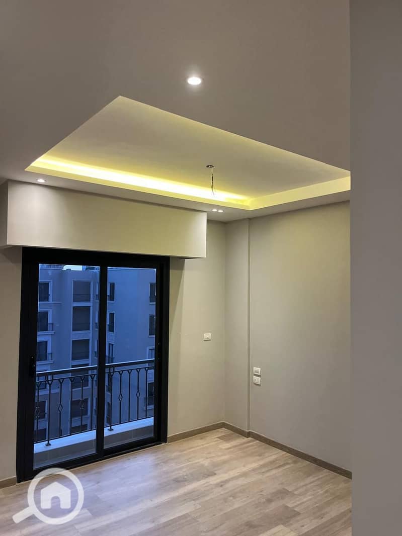 Studio for Sale in Village West Compound – Dorra | Sheikh Zayed - Więcej