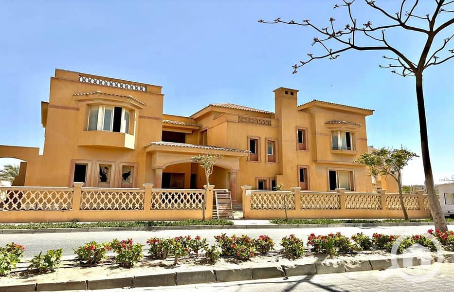 Luury villa on golf in Golf Views Palm Hills next to New Giza and The Crown - Ansicht 2