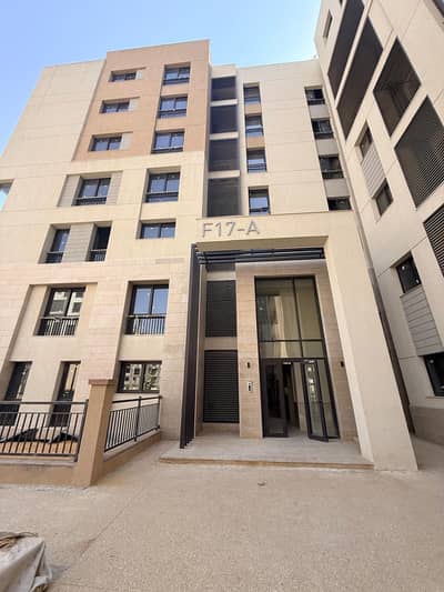 2 Bedroom Apartment for Sale in New Cairo, Cairo - District 5 Apartment (Marakez) - Prime Location + View