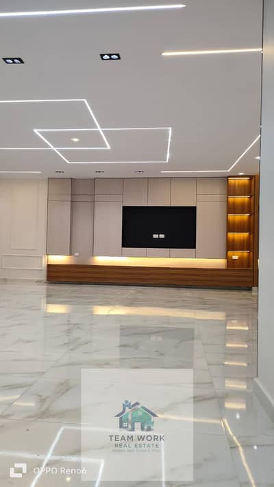 3 Bedroom Flat for Sale in Sheikh Zayed, Giza - WhatsApp Image 2026-05-04 at 4.32. 25 PM. jpeg 3 Bedroom Flat for Sale in Sheikh Zayed, Giza - WhatsApp Image 2026-05-04 at 4.32. 25 PM. jpeg