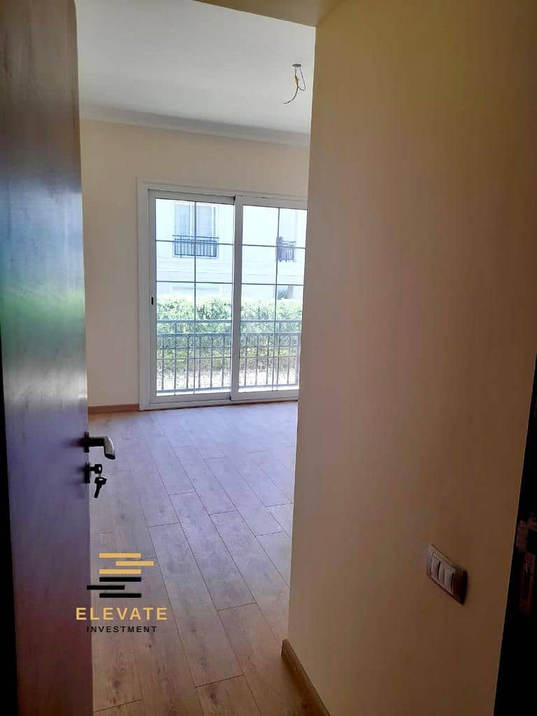 188 sqm apartment for sale in Regents Park, New Cairo | Full finishing | 3 rooms - Aanzicht 3