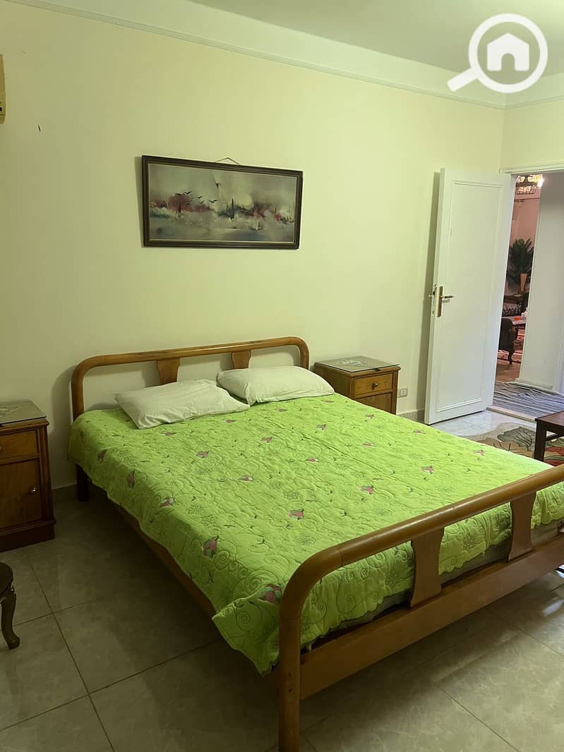 Apartment for sale near Safir Hotel in the distinguished upscale area of Dokki. - Więcej