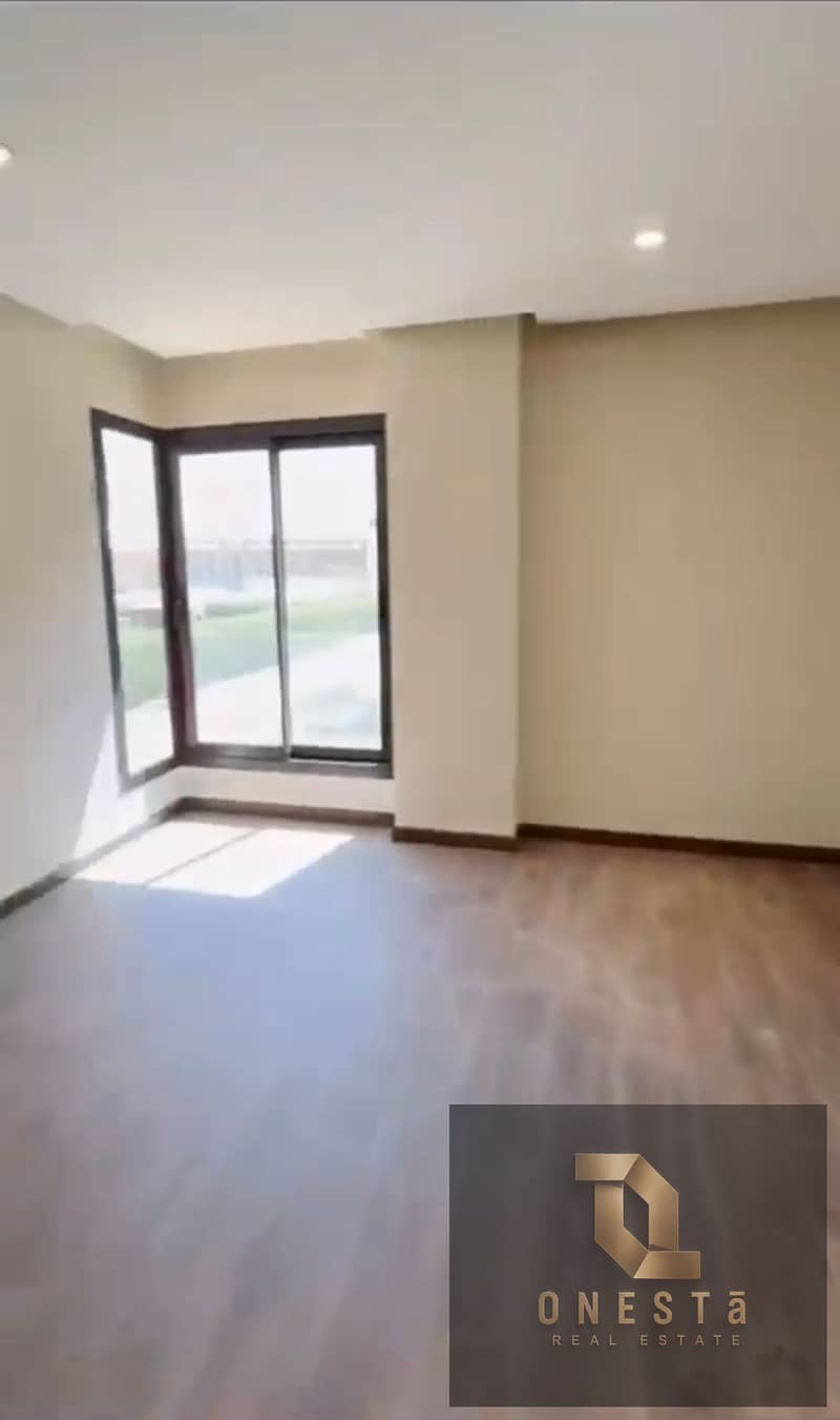 Fully finished apartment 3 bedrooms with hotel services with installment on suez road direct in front of madinaty - Ansicht 6