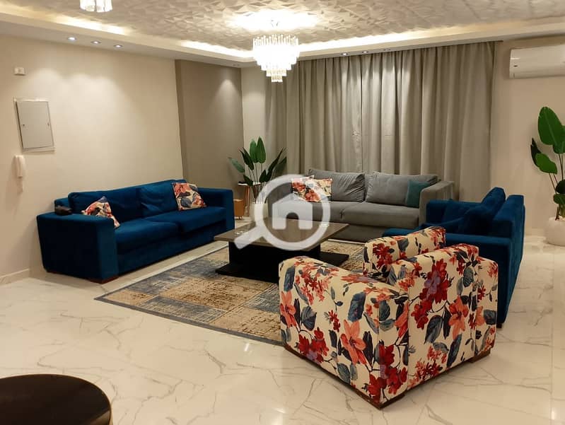 Furnished hotel apartment with hotel finishing near Safir Hotel in Midaan, spacious for upscale and distinguished living in Dokki. - Mehr