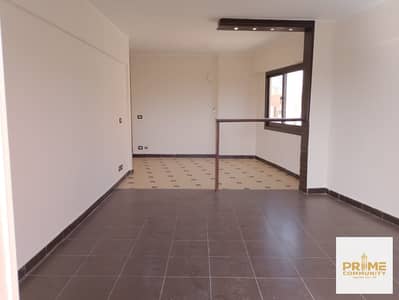 3 Bedroom Apartment for Sale in Sheikh Zayed, Giza - d9698b6c-b1e6-4f94-84b7-116b8d669daf. jpg 3 Bedroom Apartment for Sale in Sheikh Zayed, Giza - d9698b6c-b1e6-4f94-84b7-116b8d669daf. jpg