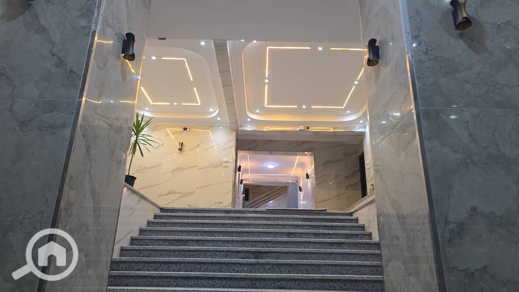 200 sqm apartment for sale directly on the Nile, luxury finish and sold furnished. - Ansicht 3
