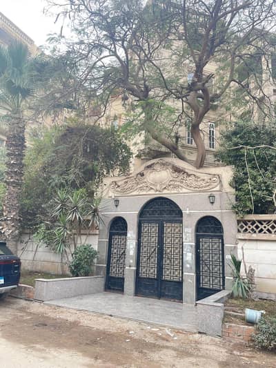 10+ Beds Villa for Sale in Hadayek al-Ahram, Giza - فيلا للبيع