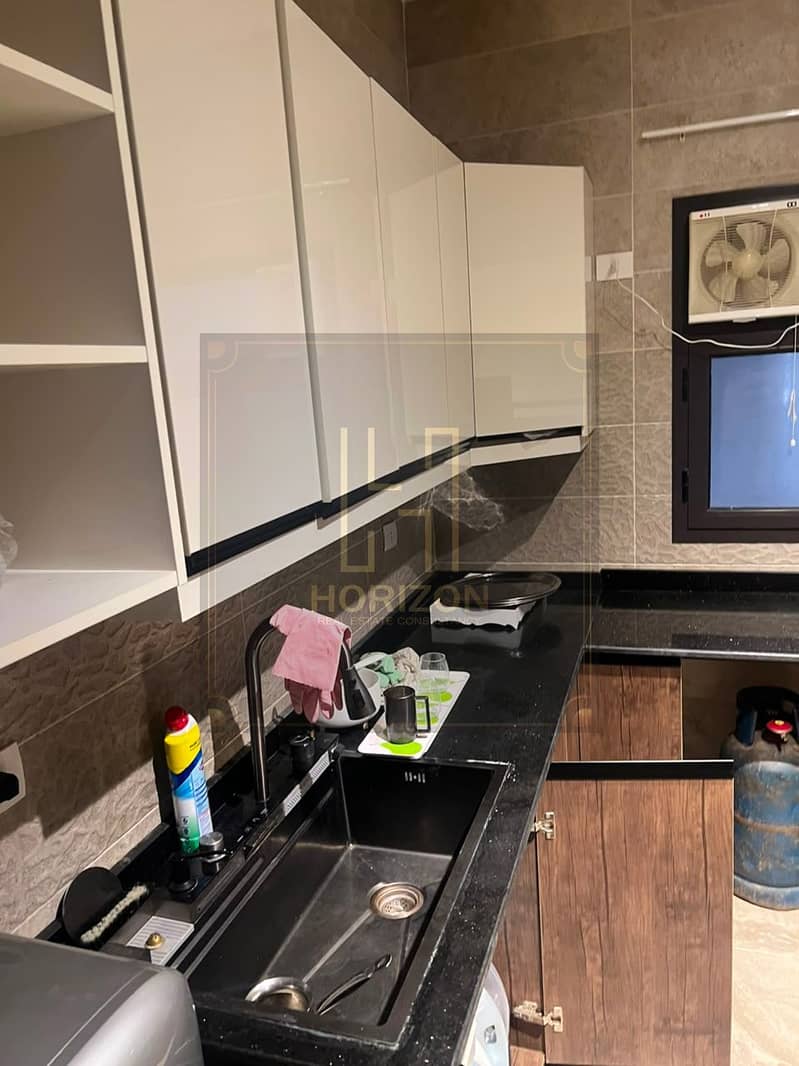 Best view semi furnished Apartment 3rooms rent Fifth Square Al Marasem - Więcej