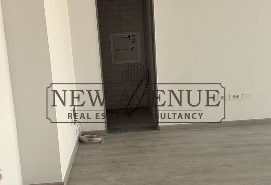 Fully finished Office for sale with premium View akoya the 5th settlement - Więcej