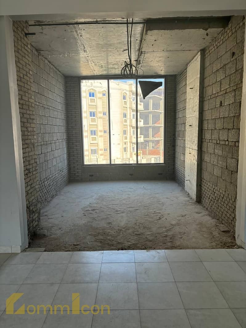 Shop for rent in Fifth Settlement, directly on Gamal Abdel Nasser Axis. Shop for rent in Fifth Settlement, directly on Gamal Abdel Nasser Axis. - Widok 5