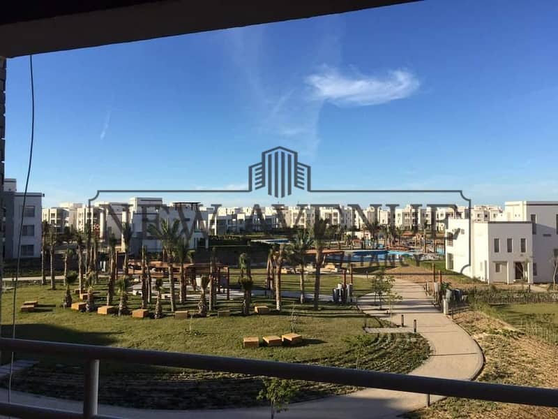 Penthouse For sale at amwaj northcoast sidi Abdelrahman with very prime location over looking landscape and swimming pool Ready to move – pohled 2