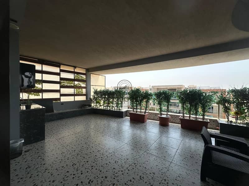 Luxury Sky Estate & Ready to Move | Grand 450m Duplex Roof for Sale - La Mirada New Cairo - Direct Lake View - Widok 2